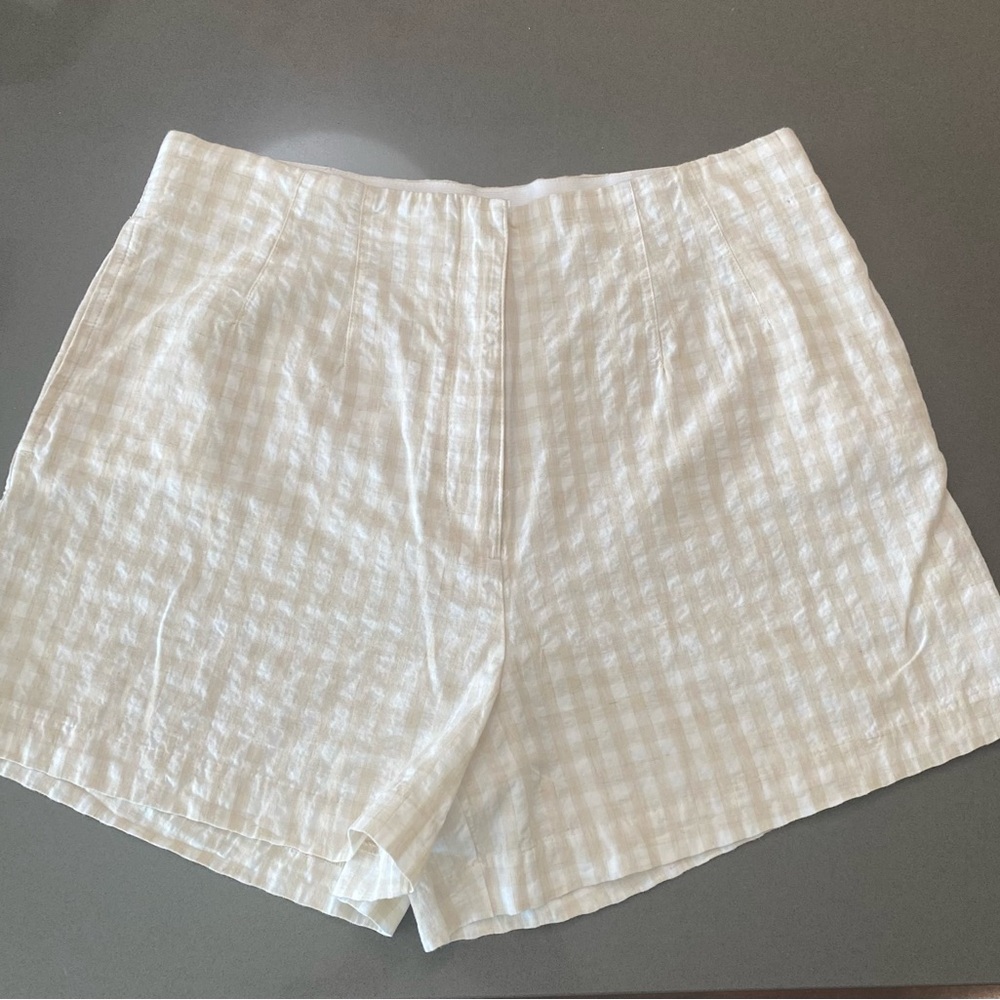 Lightweight H&M White & Tan Gingham Women’s Shorts Sz 12